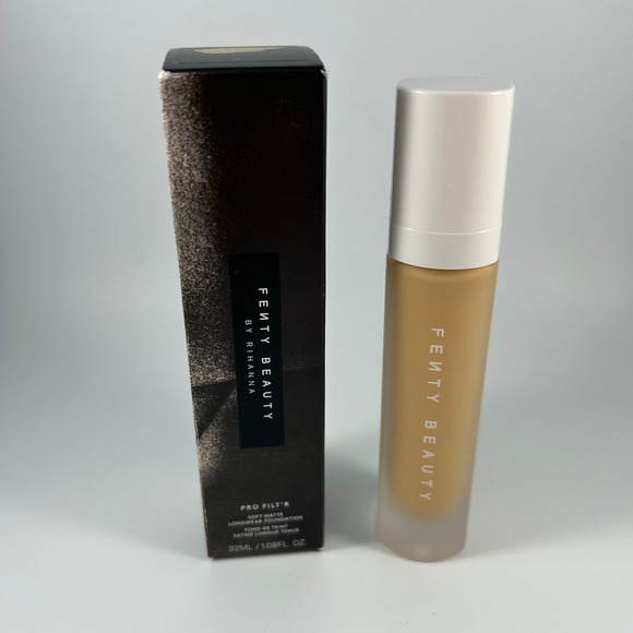 Fenty Beauty Pro‎ Filt'r Foundation - 265 - Soft Matte Longwear - 1.08 fl oz NIB - Picture 1 of 3